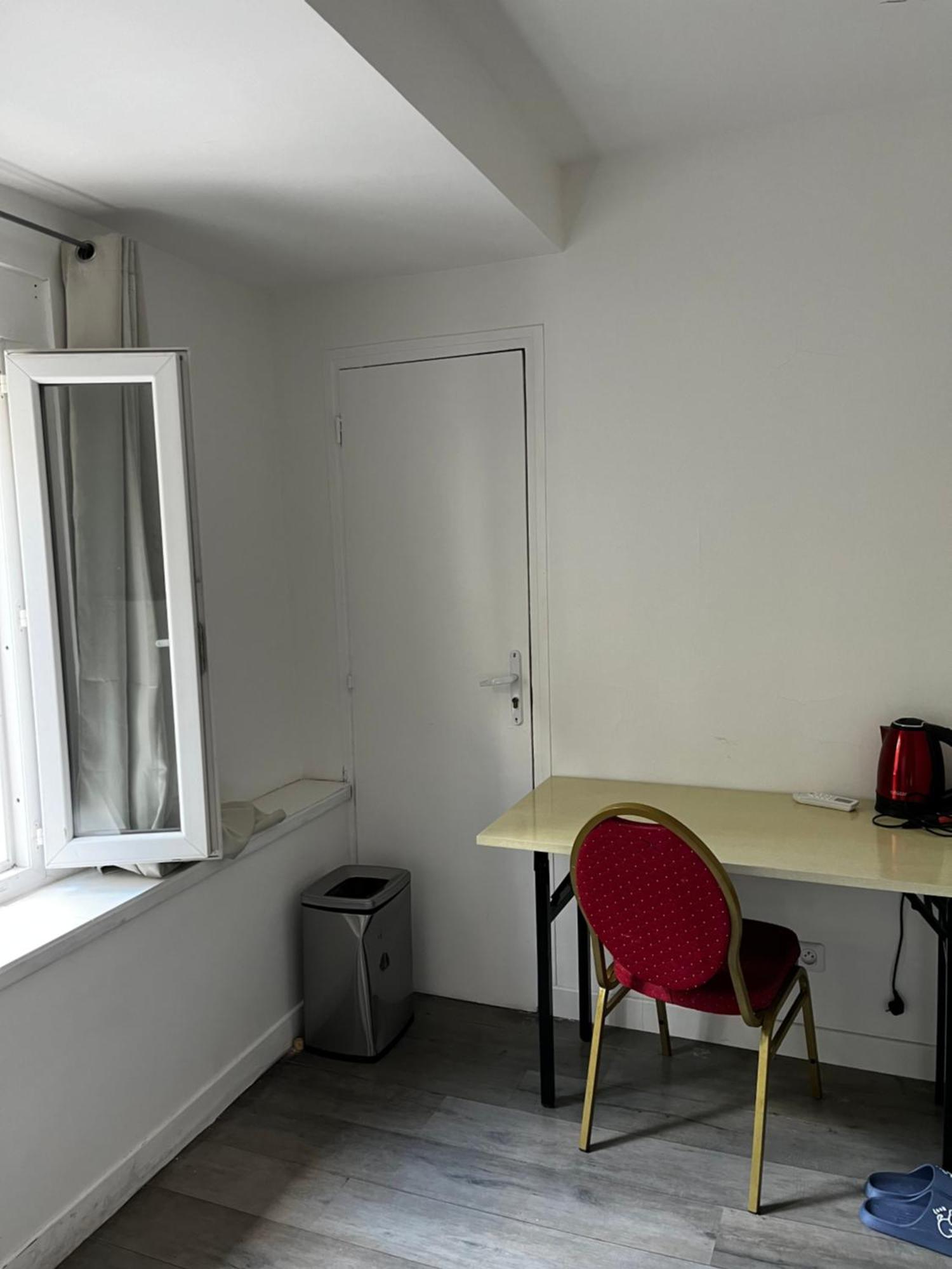 Chez Mia Paris Hostel Ngoại thất bức ảnh