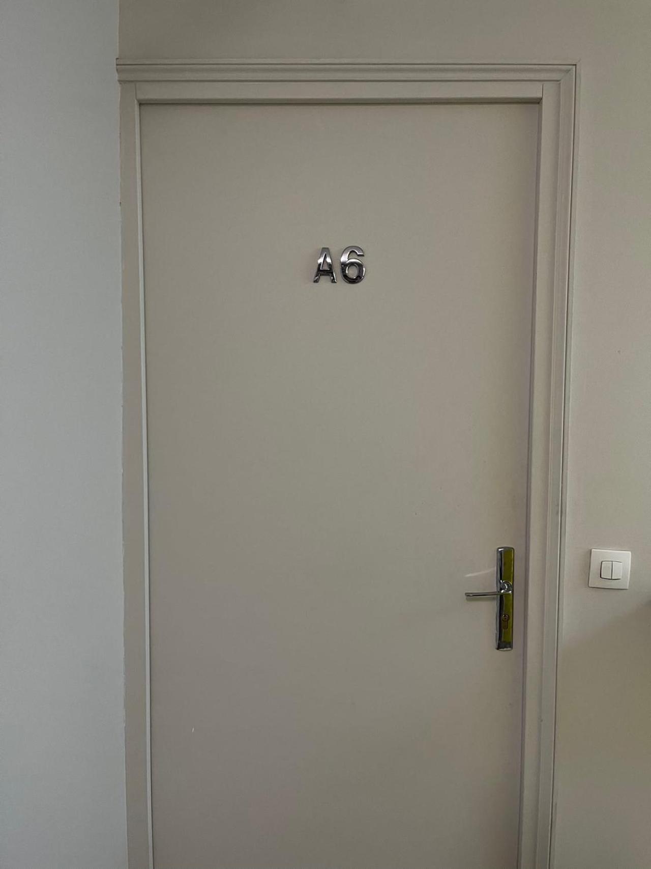 Chez Mia Paris Hostel Ngoại thất bức ảnh
