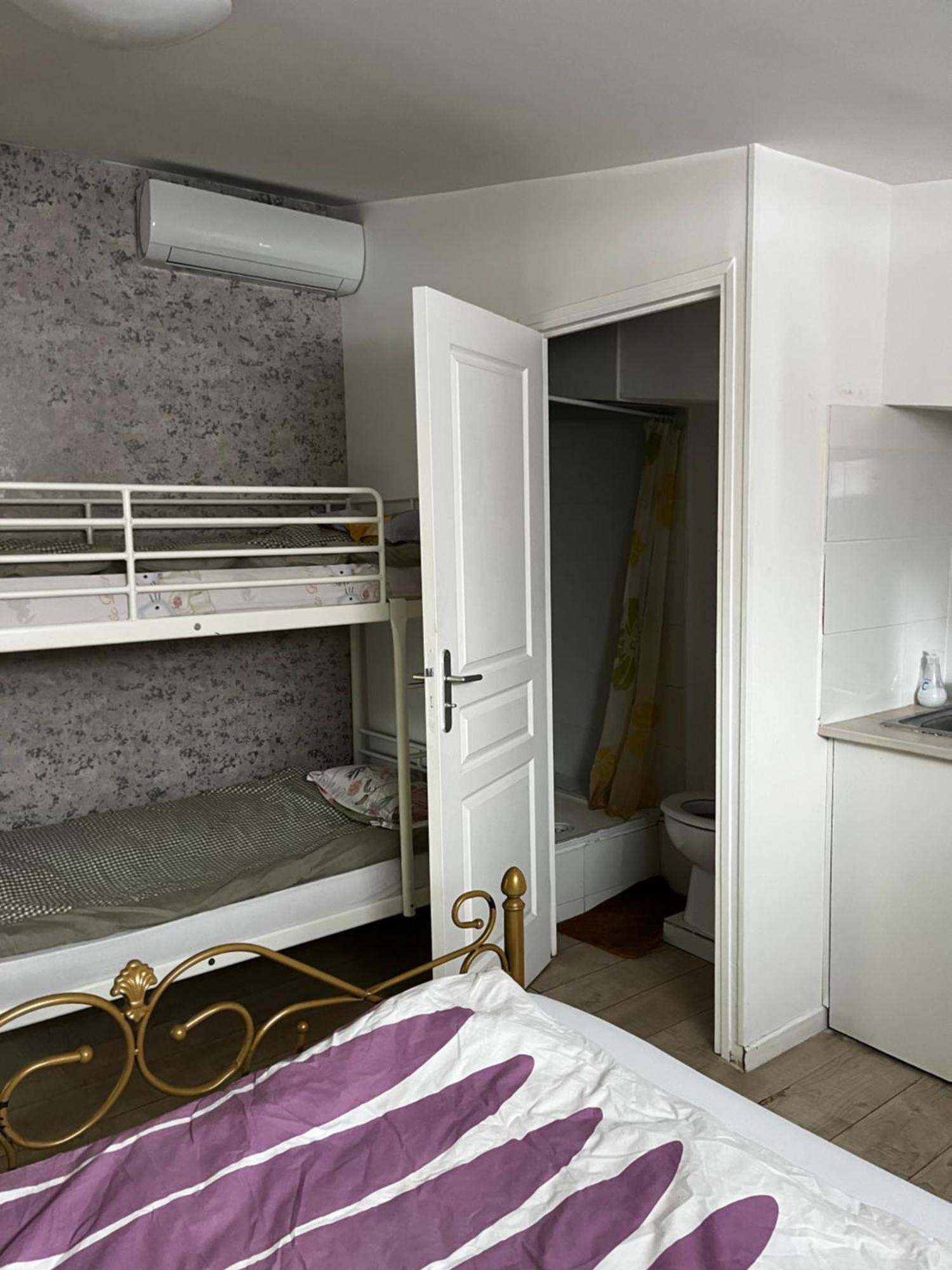 Chez Mia Paris Hostel Ngoại thất bức ảnh